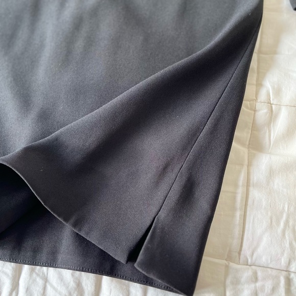 T. Babaton Black V-Neck 3/4 Sleeve Mini Dress Size 0 - Picture 8 of 16